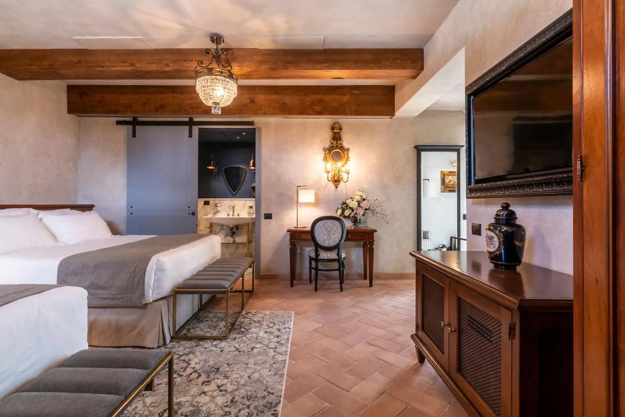 Villa Petriolo Cerreto Guidi Resort