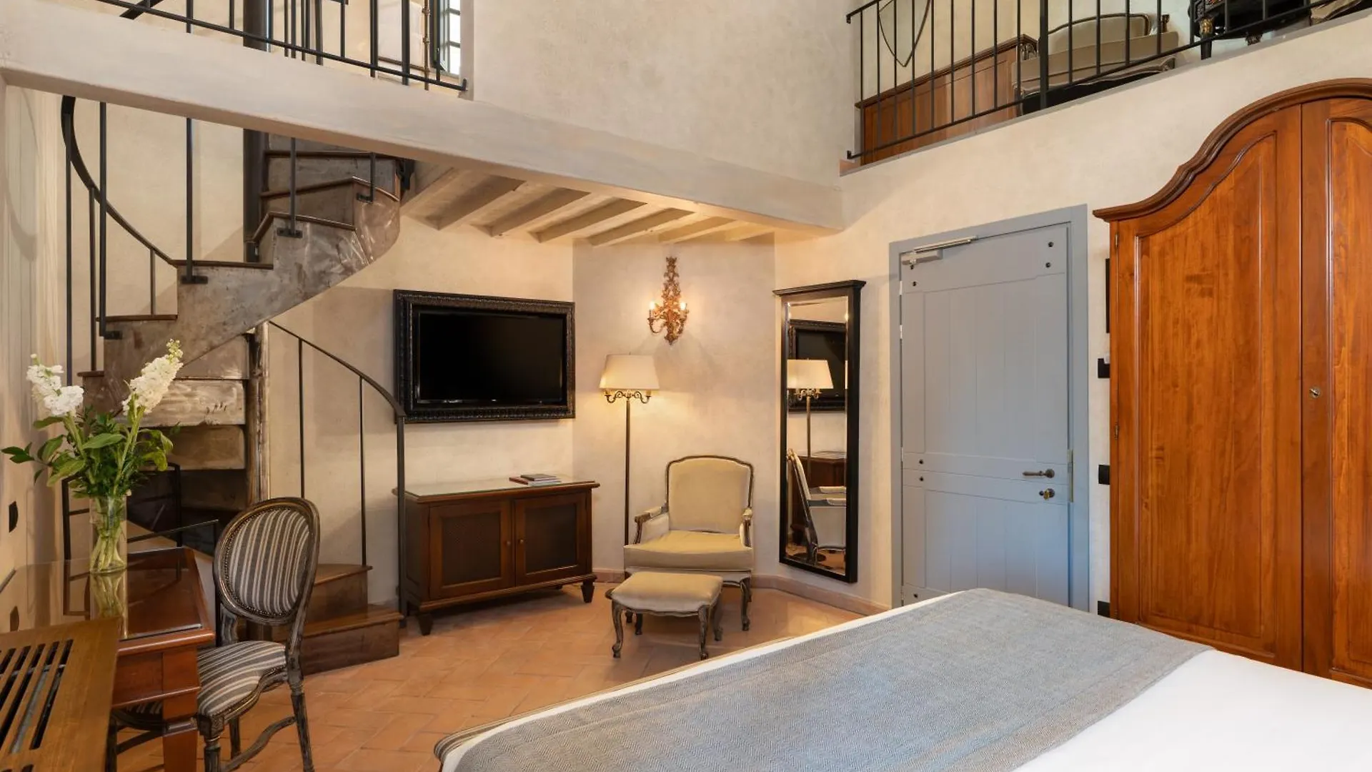 Villa Petriolo Cerreto Guidi Resort