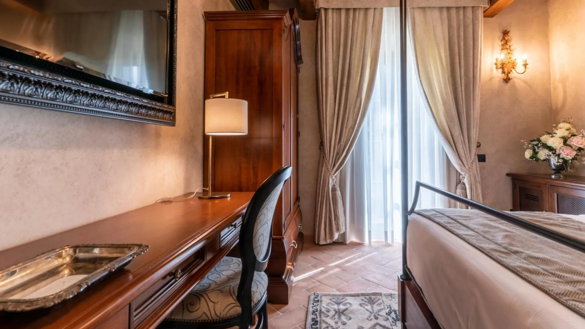 Villa Petriolo 체레토구이디 리조트